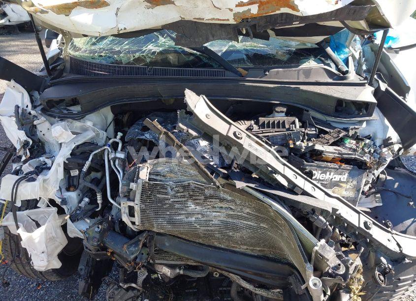 Photo 10 of 2015 Kia Sorento LX (VIN 5XYKTDA69FG555378)