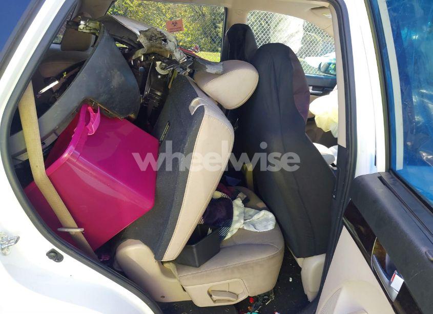 Photo 8 of 2015 Kia Sorento LX (VIN 5XYKTDA69FG555378)