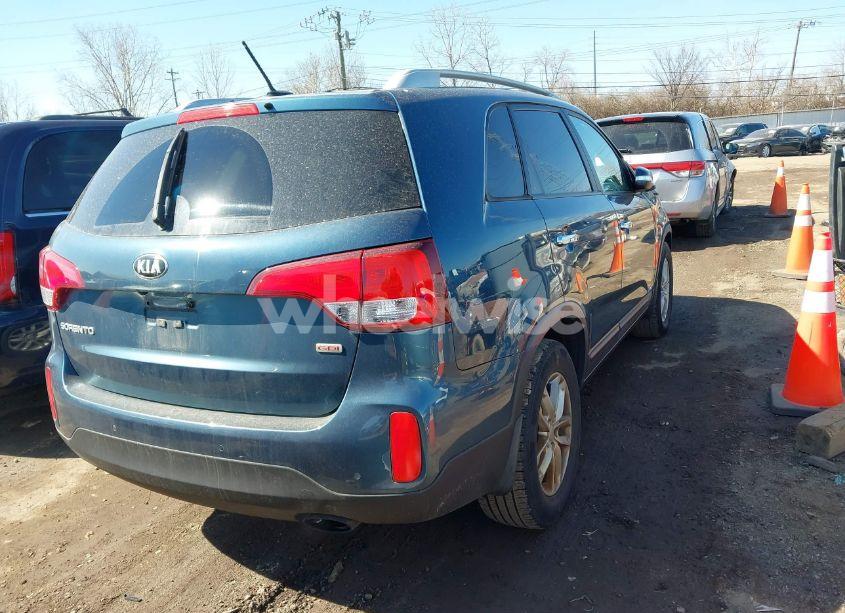 Photo 4 of 2014 Kia Sorento LX (VIN 5XYKTDA6XEG436382)
