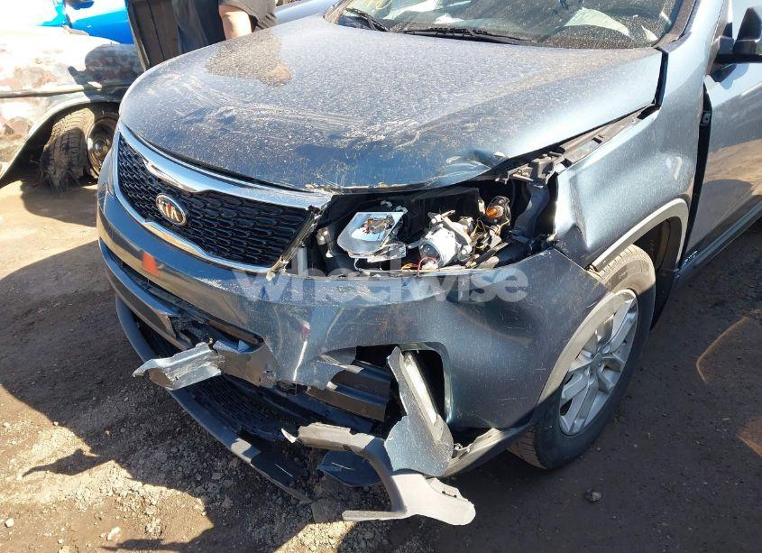 Photo 6 of 2014 Kia Sorento LX (VIN 5XYKTDA6XEG436382)