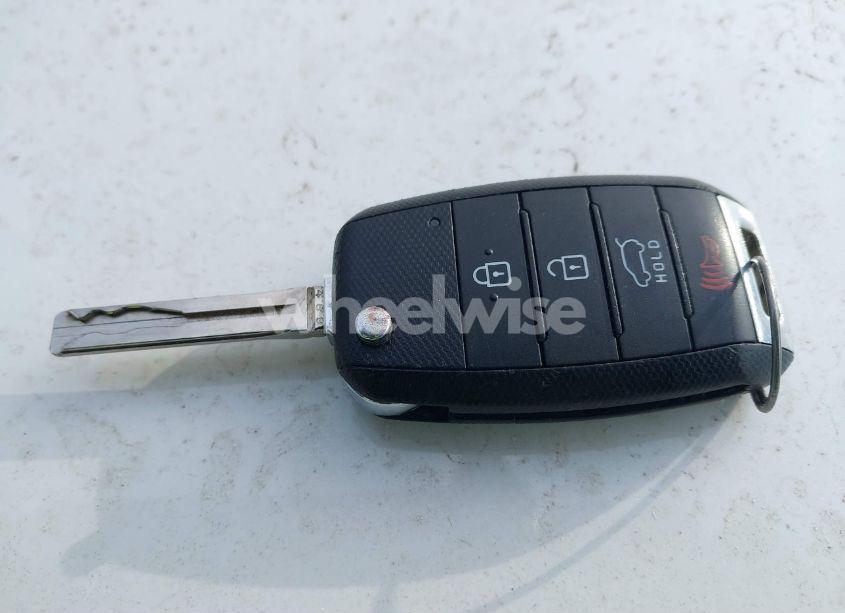 Photo 11 of 2014 Kia Sorento LX V6 (VIN 5XYKTDA70EG546091)