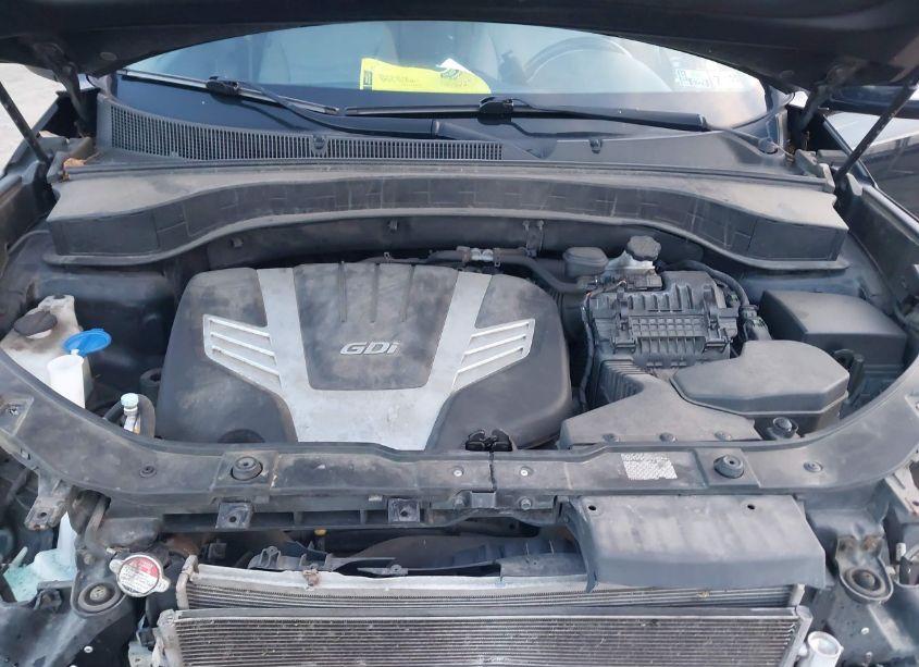 Photo 10 of 2015 Kia Sorento LX V6 (VIN 5XYKTDA70FG640215)