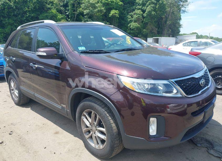 2014 Kia Sorento LX V6 (VIN 5XYKTDA72EG537585) main photo