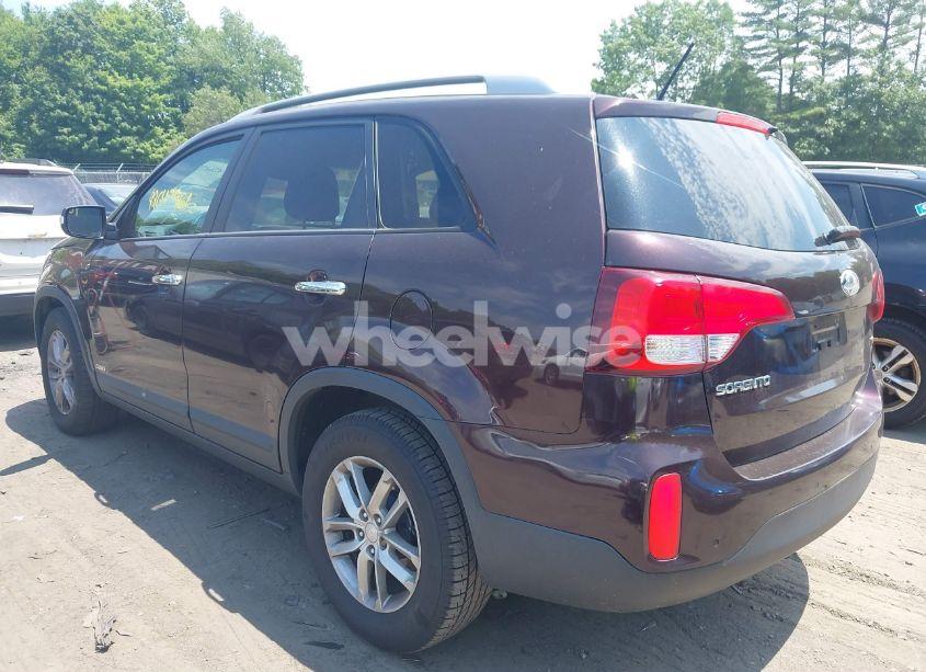 Photo 3 of 2014 Kia Sorento LX V6 (VIN 5XYKTDA72EG537585)