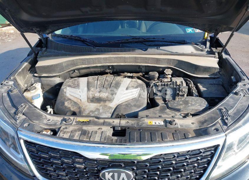 Photo 10 of 2014 Kia Sorento LX V6 (VIN 5XYKTDA73EG445157)