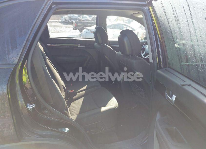 Photo 8 of 2014 Kia Sorento LX V6 (VIN 5XYKTDA73EG445157)