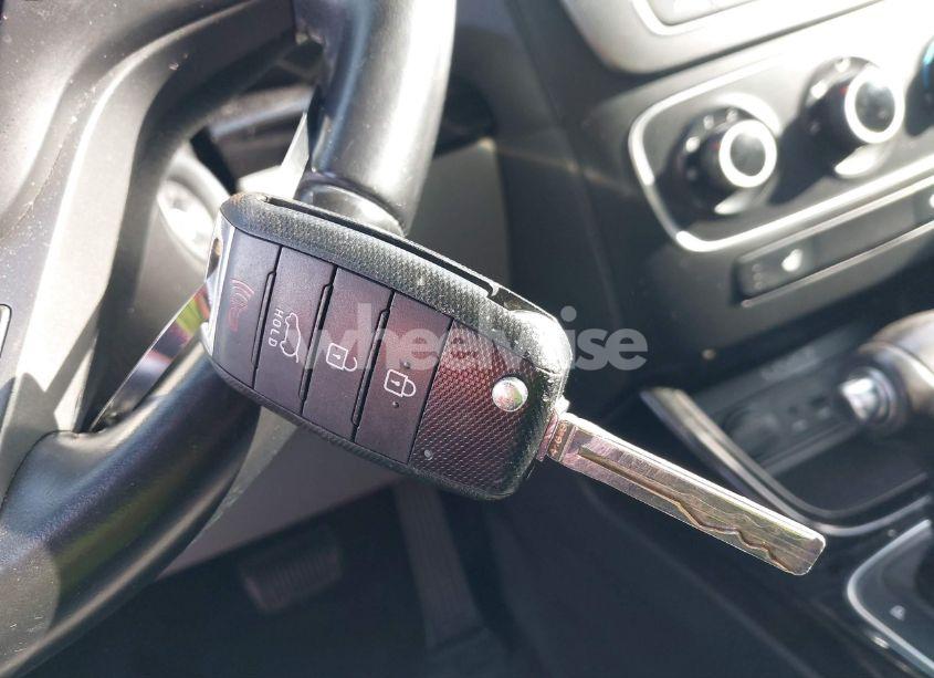 Photo 11 of 2014 Kia Sorento LX V6 (VIN 5XYKTDA73EG546456)