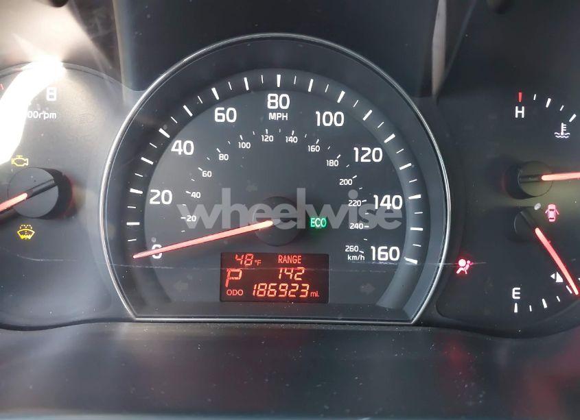 Photo 15 of 2015 Kia Sorento LX V6 (VIN 5XYKTDA73FG599658)