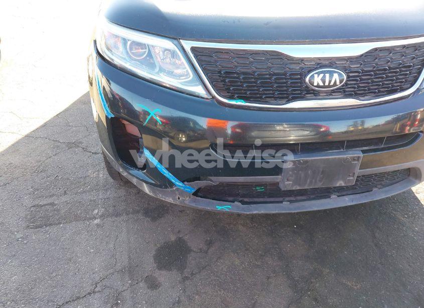 Photo 6 of 2015 Kia Sorento LX V6 (VIN 5XYKTDA73FG599658)