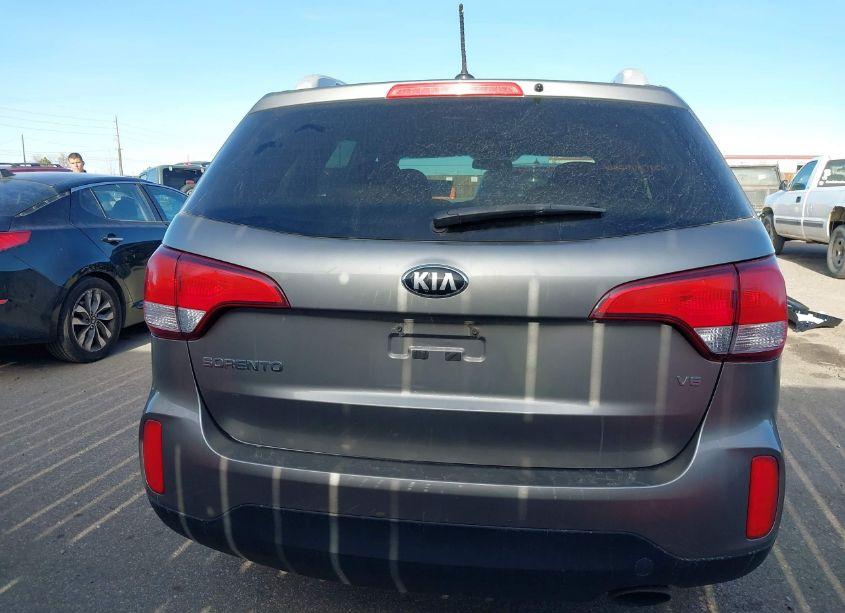 Photo 16 of 2015 Kia Sorento LX V6 (VIN 5XYKTDA75FG605380)