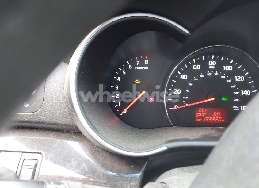 Photo 12 of 2014 Kia Sorento LX V6 (VIN 5XYKTDA77EG462334)