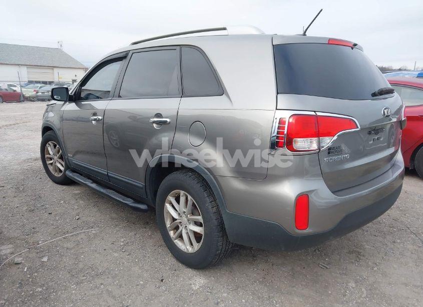 Photo 3 of 2014 Kia Sorento LX V6 (VIN 5XYKTDA77EG462334)