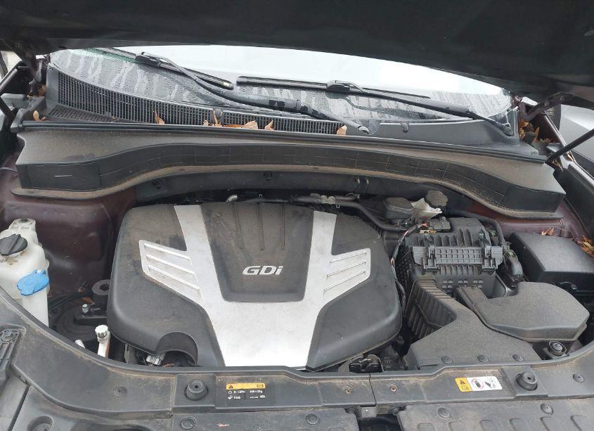 Photo 10 of 2015 Kia Sorento LX V6 (VIN 5XYKTDA79FG605205)