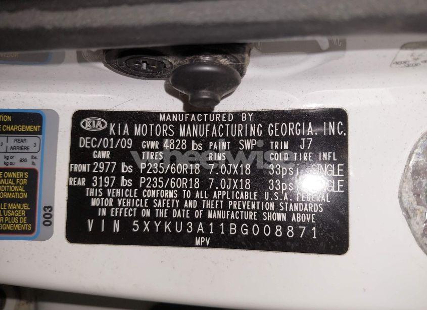 Photo 9 of 2011 Kia Sorento EX (VIN 5XYKU3A11BG008871)
