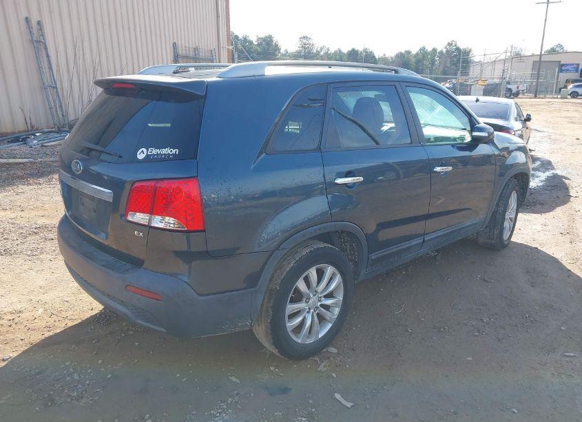 Photo 4 of 2011 Kia Sorento EX (VIN 5XYKU3A11BG072148)