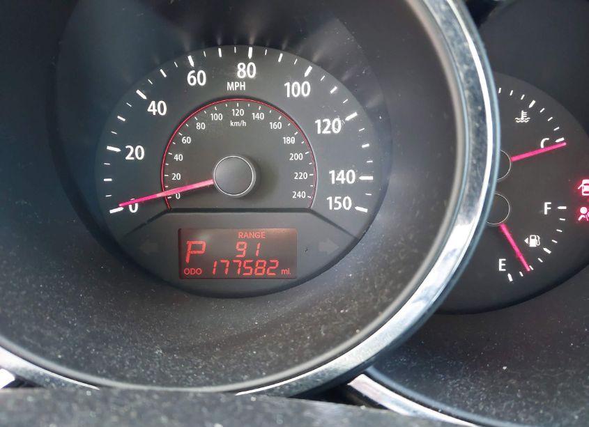 Photo 7 of 2011 Kia Sorento EX (VIN 5XYKU3A11BG072148)