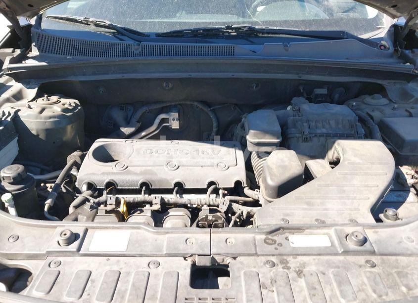 Photo 10 of 2011 Kia Sorento EX (VIN 5XYKU3A11BG096031)