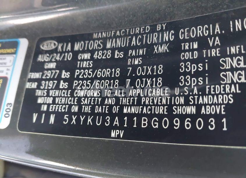 Photo 9 of 2011 Kia Sorento EX (VIN 5XYKU3A11BG096031)