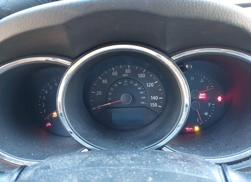 Photo 7 of 2011 Kia Sorento EX (VIN 5XYKU3A12BG070215)