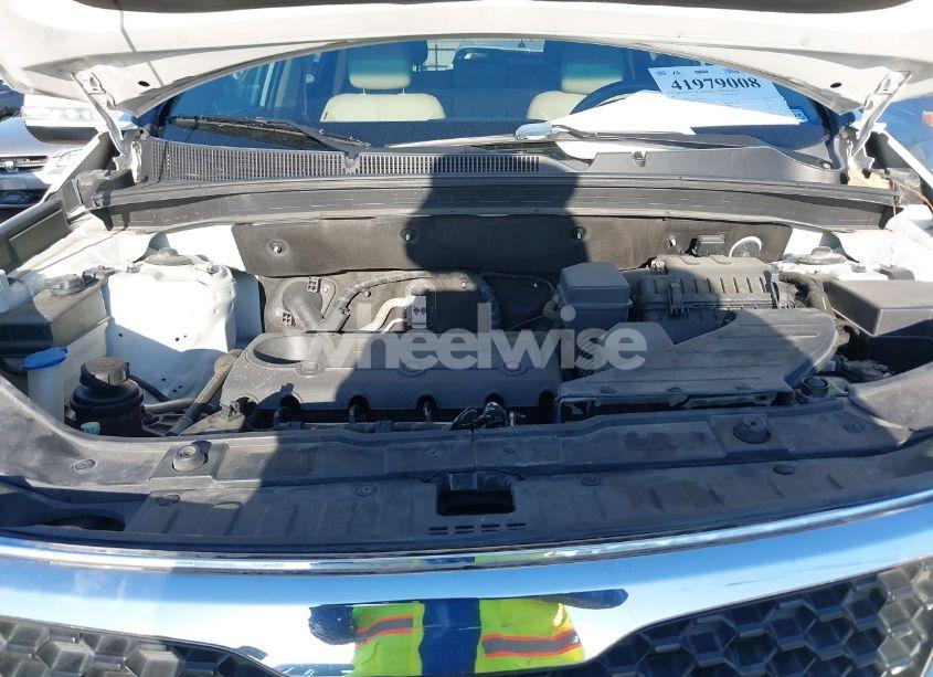 Photo 10 of 2011 Kia Sorento EX (VIN 5XYKU3A12BG103410)