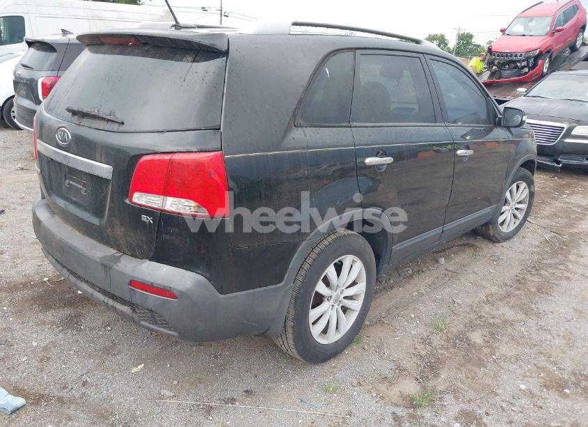 Photo 4 of 2011 Kia Sorento EX (VIN 5XYKU3A14BG015703)
