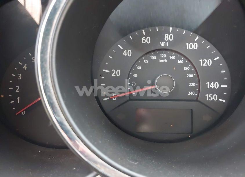 Photo 7 of 2011 Kia Sorento EX (VIN 5XYKU3A14BG028953)