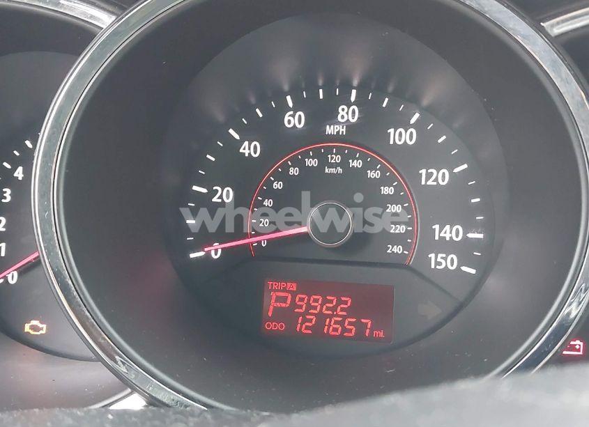 Photo 7 of 2011 Kia Sorento EX (VIN 5XYKU3A14BG089218)