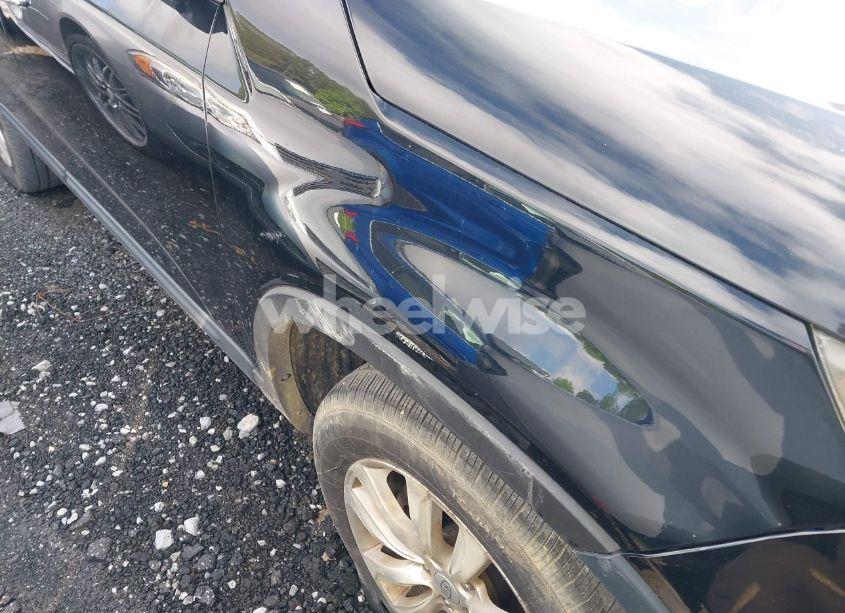 Photo 12 of 2011 Kia Sorento EX (VIN 5XYKU3A17BG178295)