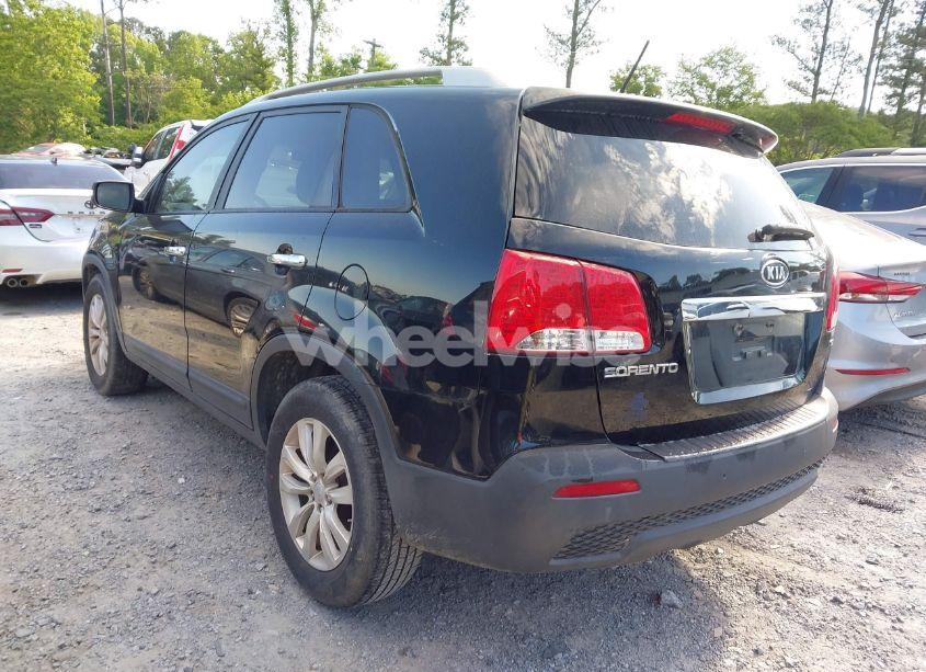 Photo 3 of 2011 Kia Sorento EX (VIN 5XYKU3A17BG178295)