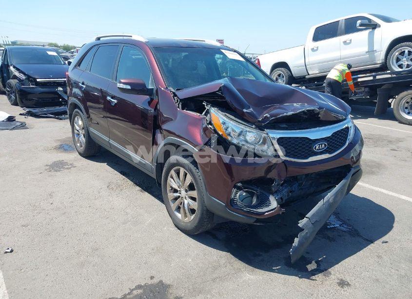 2011 Kia Sorento EX (VIN 5XYKU3A19BG032920) main photo