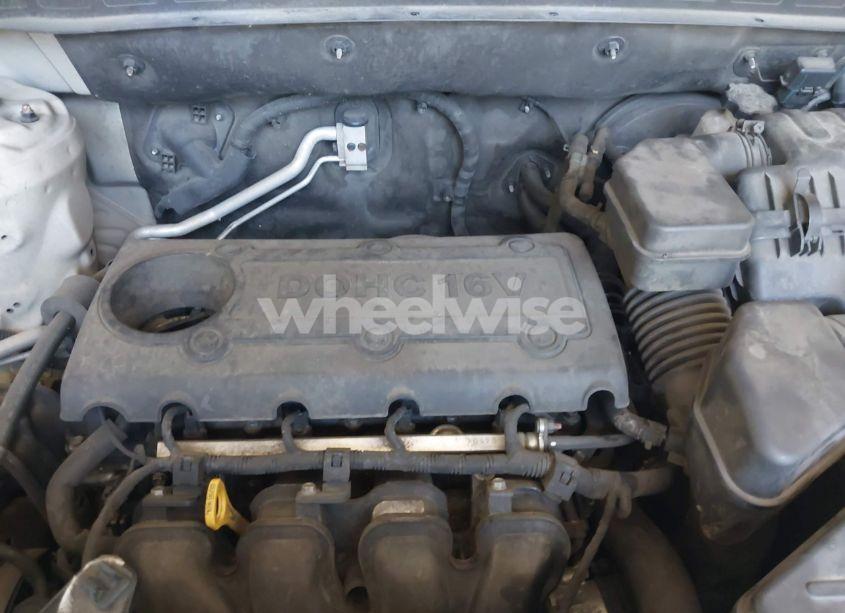 Photo 10 of 2011 Kia Sorento EX (VIN 5XYKU3A1XBG102537)