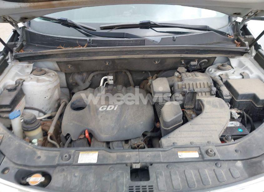 Photo 10 of 2012 Kia Sorento EX (VIN 5XYKU3A60CG225714)
