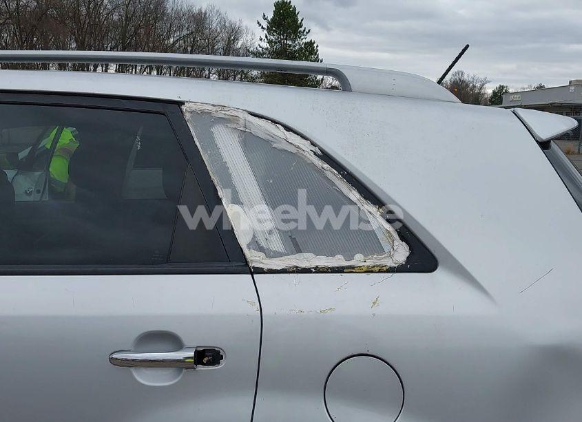 Photo 6 of 2012 Kia Sorento EX (VIN 5XYKU3A60CG225714)