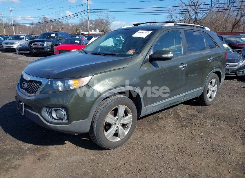 Photo 2 of 2012 Kia Sorento EX (VIN 5XYKU3A61CG269558)