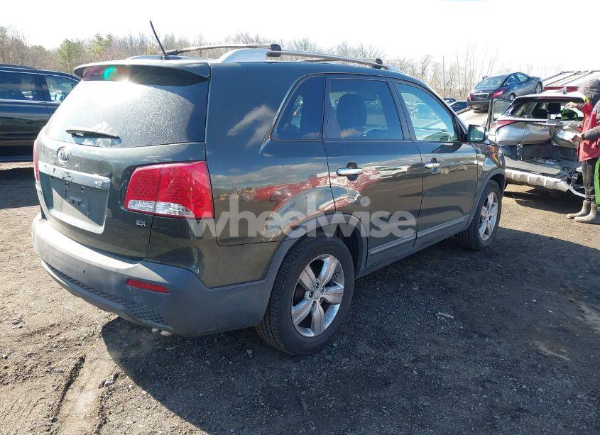 Photo 4 of 2012 Kia Sorento EX (VIN 5XYKU3A61CG269558)