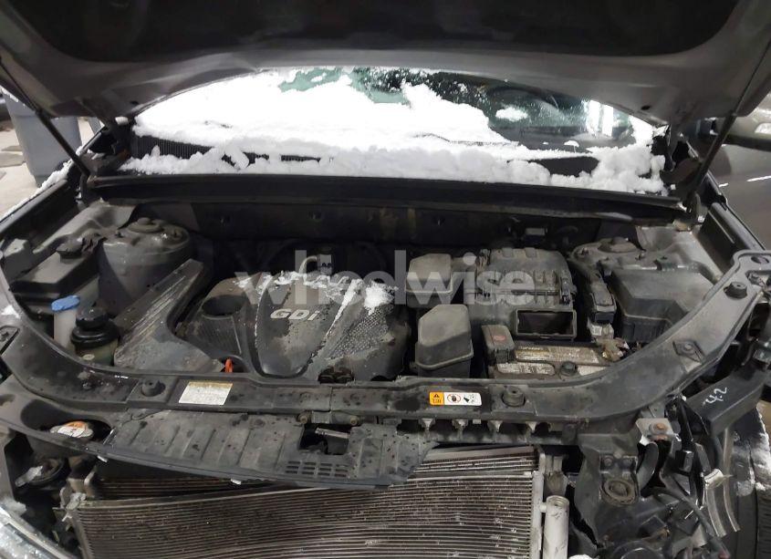 Photo 10 of 2013 Kia Sorento EX (VIN 5XYKU3A62DG417797)