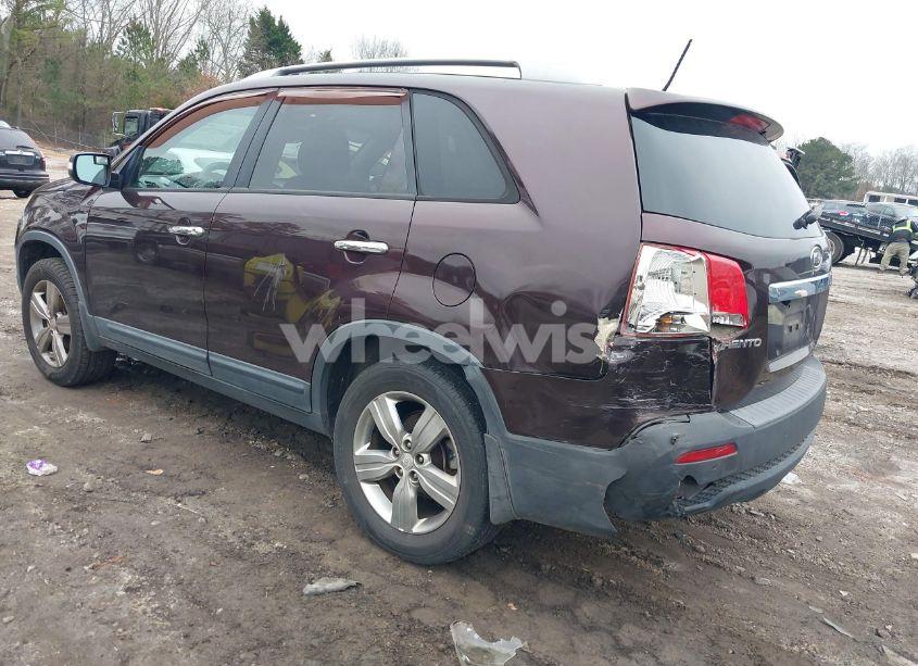 Photo 3 of 2012 Kia Sorento EX (VIN 5XYKU3A63CG219812)