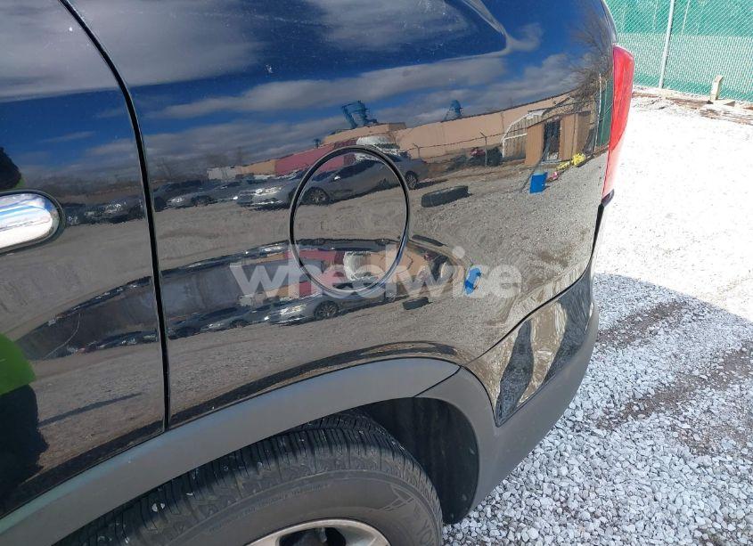 Photo 12 of 2013 Kia Sorento EX (VIN 5XYKU3A66DG331196)