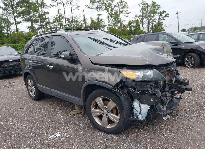 2012 Kia Sorento EX (VIN 5XYKU3A67CG210076) main photo
