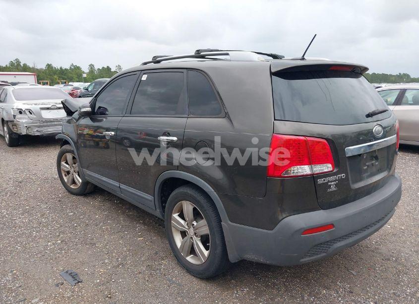 Photo 3 of 2012 Kia Sorento EX (VIN 5XYKU3A67CG210076)