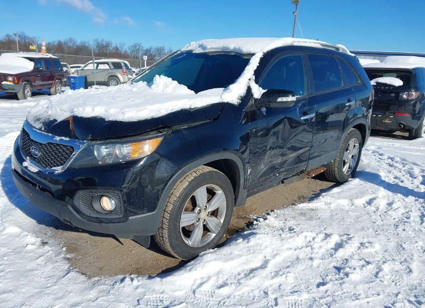 Photo 2 of 2012 Kia Sorento EX (VIN 5XYKU3A6XCG306963)