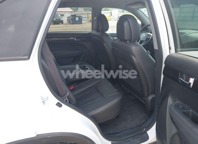 Photo 8 of 2013 Kia Sorento EX (VIN 5XYKU3A6XDG357204)