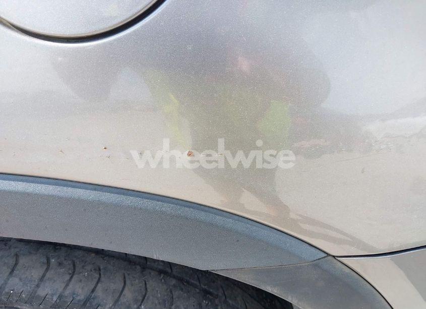 Photo 6 of 2011 Kia Sorento EX (VIN 5XYKU4A10BG113603)