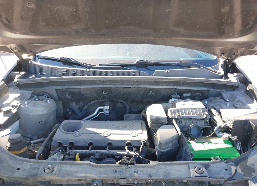Photo 10 of 2011 Kia Sorento EX (VIN 5XYKU4A13BG102353)