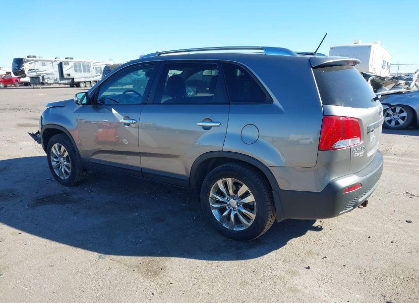Photo 3 of 2011 Kia Sorento EX (VIN 5XYKU4A13BG102353)