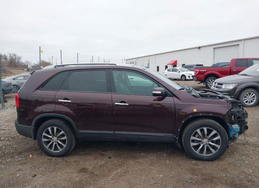 Photo 14 of 2011 Kia Sorento EX (VIN 5XYKU4A16BG001615)
