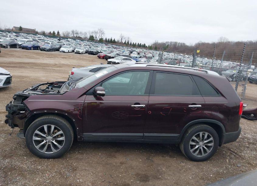 Photo 15 of 2011 Kia Sorento EX (VIN 5XYKU4A16BG001615)
