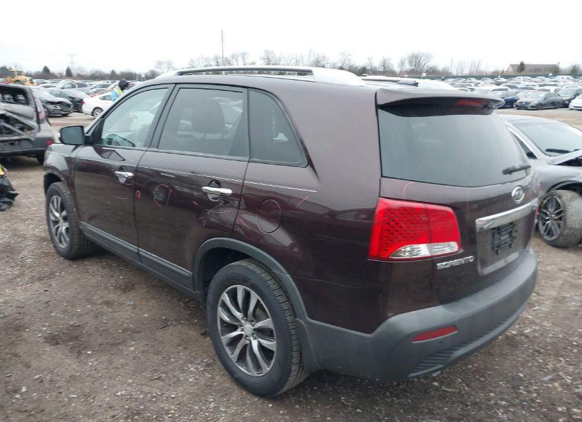 Photo 3 of 2011 Kia Sorento EX (VIN 5XYKU4A16BG001615)