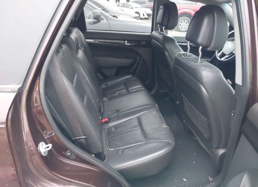 Photo 8 of 2011 Kia Sorento EX (VIN 5XYKU4A16BG001615)