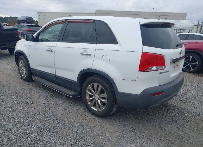 Photo 3 of 2011 Kia Sorento EX (VIN 5XYKU4A1XBG016229)